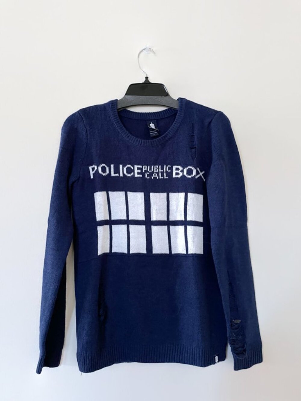 BBC Exclusive Doctor Who Knit Sweater With Police Box Design ⛱️